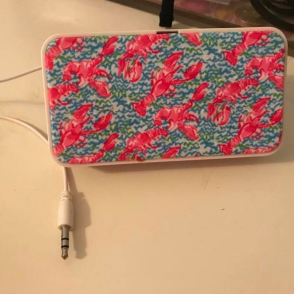 Lilly Pulitzer portable phone speaker
